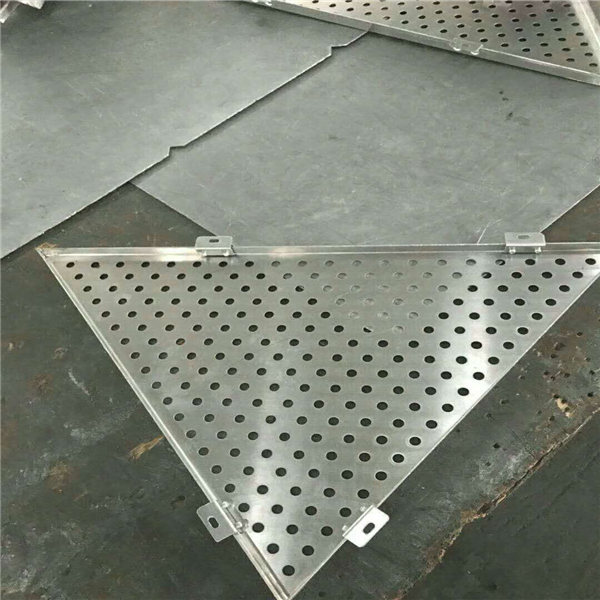 惠州金騰達(dá)鋁單板廠氟碳沖孔鋁單板三角形沖孔鋁單板幕墻