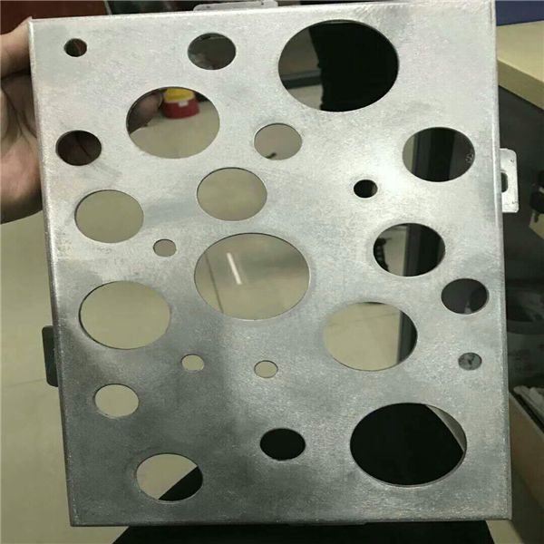 廣州金騰達(dá)沖孔鋁單板 (20)