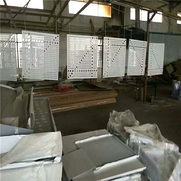 東莞金騰達(dá)3.0mm鋁單板廠大小孔外墻鋁單板商業(yè)街外墻沖孔鋁單板