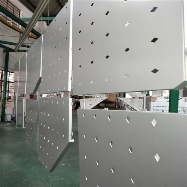 氟碳沖孔鋁單板 (4)