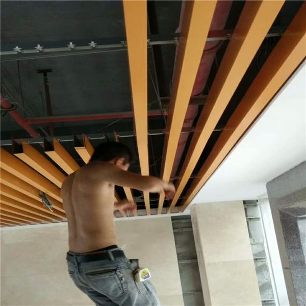 廣東金騰達鋁方通廠木紋鋁方通u鋁方通吊頂 (18)