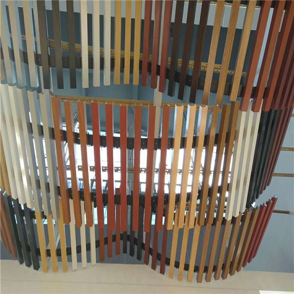 u形鋁方通木紋鋁方通吊頂 (1)