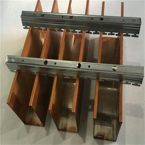 廣東金騰達(dá)鋁方通廠家直銷u形鋁方通 木紋鋁方通 鋁方通吊頂 50*100鋁方通