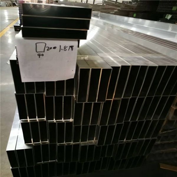 廣東金騰達鋁方通廠家外墻鋁方管木紋鋁方管吊頂 (2)