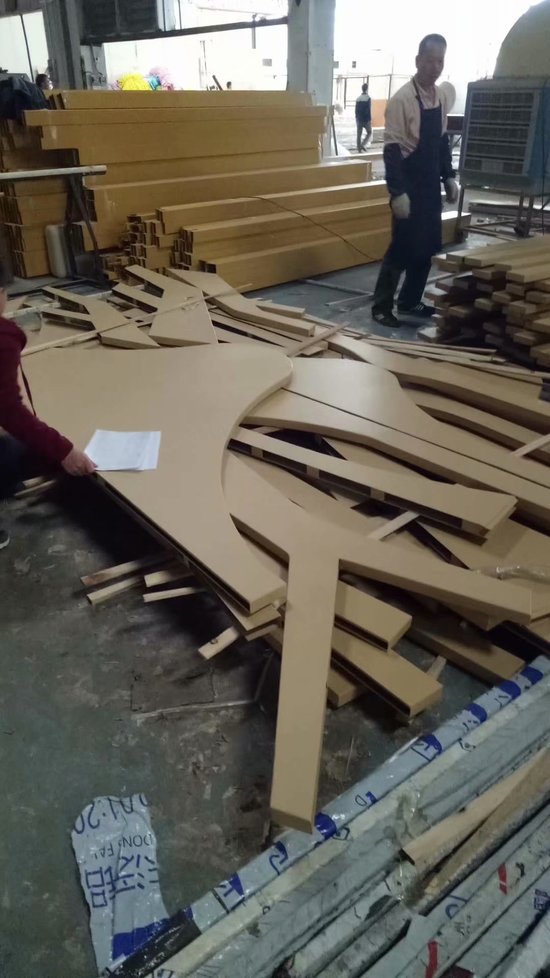 弧形鋁板做貨實(shí)拍