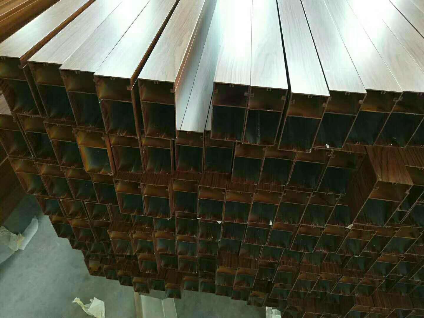 黑龍江型材鋁方通廠家藝術(shù)格調(diào)木紋鋁方通設(shè)計安裝廠家報價